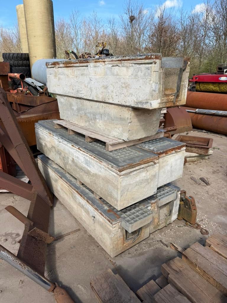 Beton goten met zandvanger stelcon goot, Ophalen of Verzenden, Zo goed als nieuw