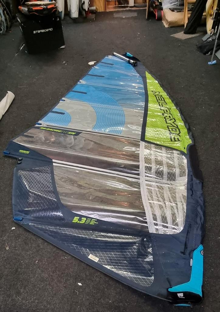 Neil Pryde RS Racing Evo XIV 5.3 !, Watersport en Boten, Windsurfen, Zo goed als nieuw, Zeil, 5 tot 7 m², Ophalen of Verzenden