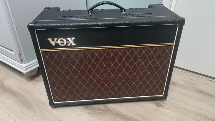 Vox AC15 C1 gitaarversterker, Muziek en Instrumenten, Versterkers | Bas en Gitaar, Gebruikt, Gitaar, Minder dan 50 watt, Ophalen
