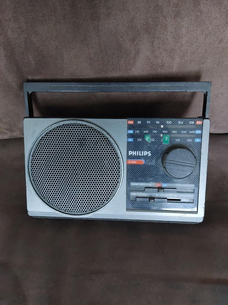 Transistor radio op batterijen Phillips, Antiek en Kunst, Ophalen of Verzenden