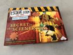 Escape Room: Secret of the Scientist - Puzzle Avontuur, Een of twee spelers, Ophalen of Verzenden, Zo goed als nieuw, Idententy Games