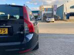 Volvo V50 1.6 D2 S/S R-Design Pro Edition|Leder|Cruise|PDC, Auto's, Voorwielaandrijving, Euro 5, Gebruikt, Zwart