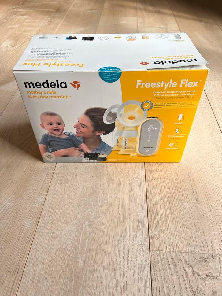 Medela Freestyle Flex Dubbele elektrische Borstkolf, Kinderen en Baby's, Babyvoeding en Toebehoren, Gebruikt, Borstkolf, Ophalen of Verzenden