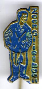 Zoon Stiefbeen staand blauw/koper tv serie speldje ( S_214), Verzamelen, Verzenden, Nieuw, Figuurtje, Speldje of Pin