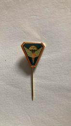 KNIL Speciale Opleiding Para SOP speldje, Ophalen of Verzenden, Landmacht, Nederland, Embleem of Badge