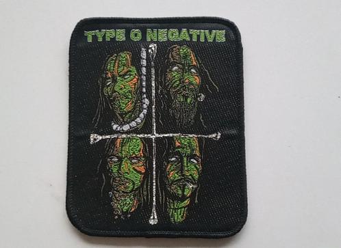Type O Negative vrij mooie limited rotten faces patch t139, Verzamelen, Muziek, Artiesten en Beroemdheden, Nieuw, Kleding, Verzenden