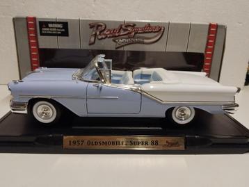 Oldsmobile Super 88 cabriolet lichtblauw Signature 1:18 KRD beschikbaar voor biedingen