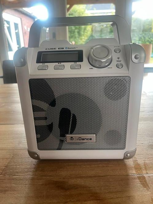 I Dance cube bc1 Bluetooth soundbox met 2 microfoons, Audio, Tv en Foto, Karaoke-apparatuur, Gebruikt, Complete set, Ophalen of Verzenden