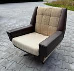 Vintage fauteuil met lederen armleuningen, Ophalen of Verzenden, Gebruikt, Leer, 75 tot 100 cm