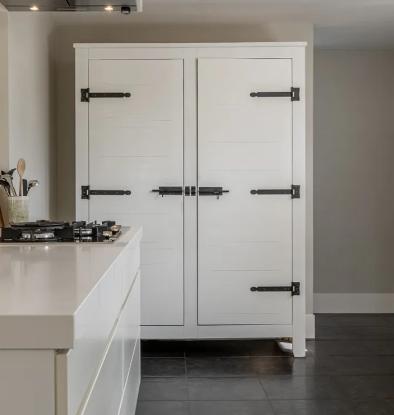 Kast - Voorraad of Kledingkast - Loods5 Wit Hout, Huis en Inrichting, Kasten | Kledingkasten, Zo goed als nieuw, 200 cm of meer