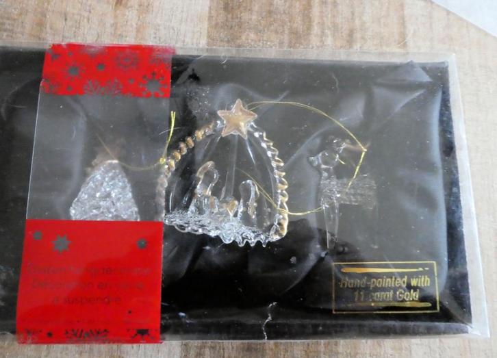 3 glazen kerstballen hand gemaakt 11 karaat goud in doosje., Diversen, Kerst, Zo goed als nieuw, Ophalen of Verzenden