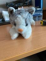 Schattige grijze en witte knuffel poes, Ophalen of Verzenden, Zo goed als nieuw, Poes