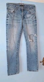 NIEUWE SMOG HEREN MERK JEANS
SIZE 31
/ W 30
KLEUR BLAUW, Blauw, Nieuw, W32 (confectie 46) of kleiner, Ophalen of Verzenden