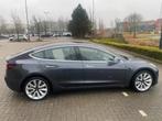 Tesla Model 3 2019 Grijs prijs is incl btw lage km stand!, Auto's, Tesla, Automaat, Achterwielaandrijving, Zwart, Elektrisch