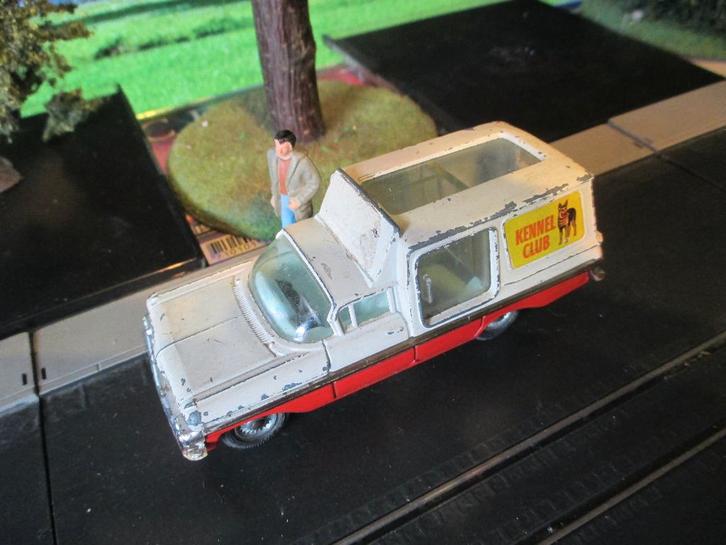 1/43 Chevrolet Impala '59 Kennel Club - Corgi Toys 486, Hobby en Vrije tijd, Modelauto's | 1:43, Gebruikt, Auto, Overige merken