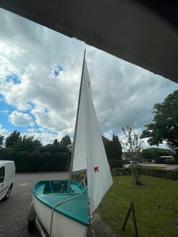 Bijna gratis beschikbaar voor biedingen