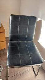 2 zwart leren eetkamer stoelen, Huis en Inrichting, Stoelen, Ophalen, Gebruikt, Twee, Zwart