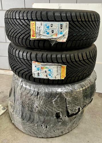 Pirelli Cinturato Winter 205/55 TR 17 XL nieuw !