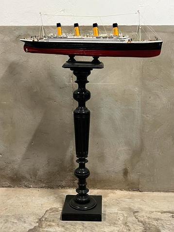 Prachtig houten model RMS Titanic 108 cm beschikbaar voor biedingen