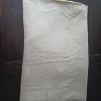 2 Gordijnen Crème met Patroon, Huis en Inrichting, Stoffering | Gordijnen en Lamellen, Crème, Gebruikt, 100 tot 150 cm, Ophalen of Verzenden