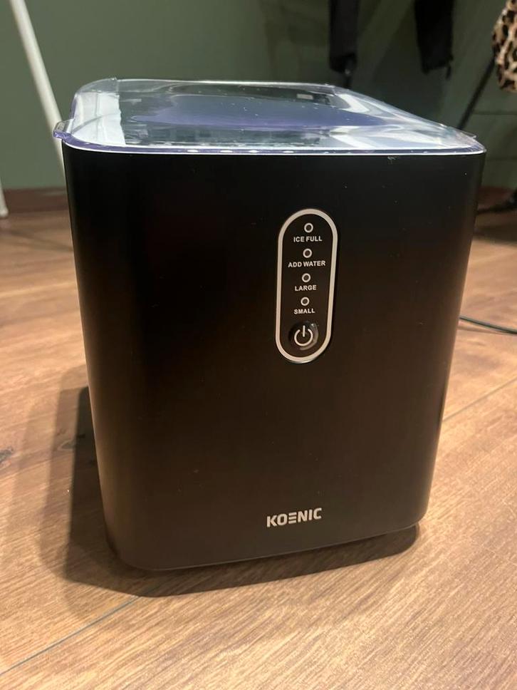 Ijsblokjes machine van KOENIC, Witgoed en Apparatuur, IJsmachines, Zo goed als nieuw, Zelfvriezend, Ophalen of Verzenden