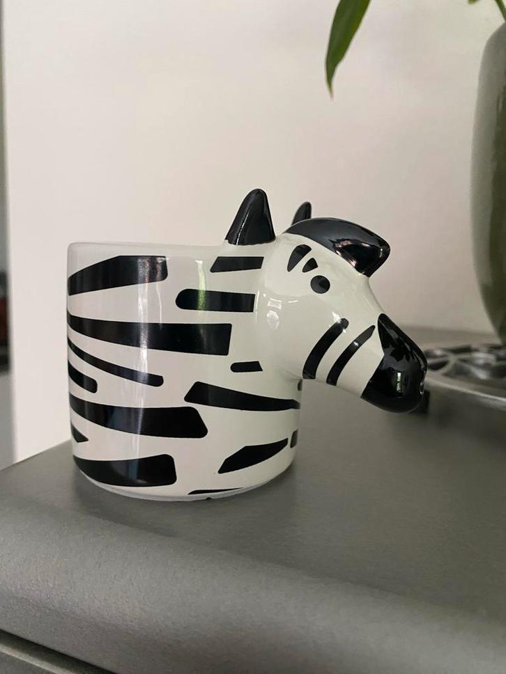 Zebra Vaas , Nieuw, Huis en Inrichting, Woonaccessoires | Vazen, Nieuw, Zwart, Minder dan 50 cm, Aardewerk of Porselein, Verzenden