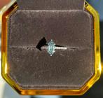 14 kt wit gouden ring met 1.12 ct vivid blauwe diamant, Wit, Nieuw, Ophalen of Verzenden, Kleiner dan 17