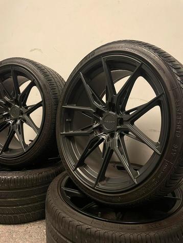 19 inch BMW Arceo breedset velgen met zomerbanden beschikbaar voor biedingen