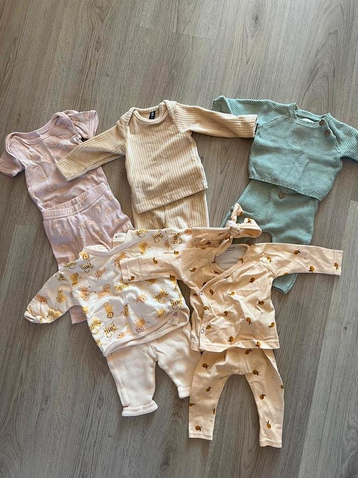 Babykleding Bundel maten 50-80, Kinderen en Baby's, Babykleding | Baby-kledingpakketten, Zo goed als nieuw, Maat 56, Ophalen of Verzenden