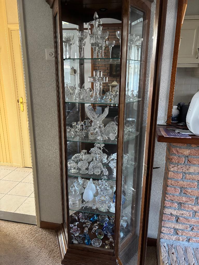 Glazen sculpturen, Ophalen