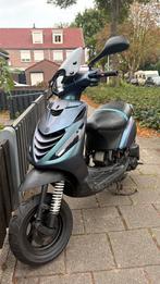 Piaggio zip 4t, Fietsen en Brommers, Scooters | Piaggio, Gebruikt, Maximaal 45 km/u, Zip, Ophalen of Verzenden