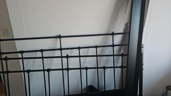 Ikea Svelvik bedframe 160x200 - uit elkaar gehaald, Huis en Inrichting, Slaapkamer | Bedden, Gebruikt, Tweepersoons, 160 cm, Metaal
