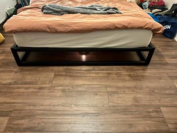 Stalen bedframe van Matt Sleeps 160x200 - afbeelding 3