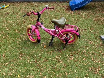 Popal Benthe kinderfietsje met zijwieltjes beschikbaar voor biedingen