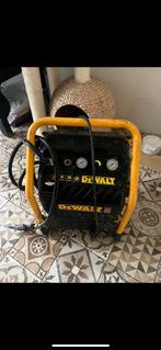 DeWalt Compressor, Doe-het-zelf en Verbouw, Compressors, Gebruikt, 6 tot 10 bar, Ophalen of Verzenden, Minder dan 200 liter/min