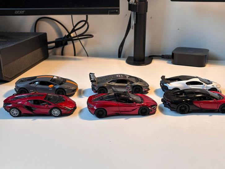 Kinsmart 1:36 Modelauto's - Diverse Modellen, Hobby en Vrije tijd, Modelauto's | 1:18, Zo goed als nieuw, Auto, Overige merken