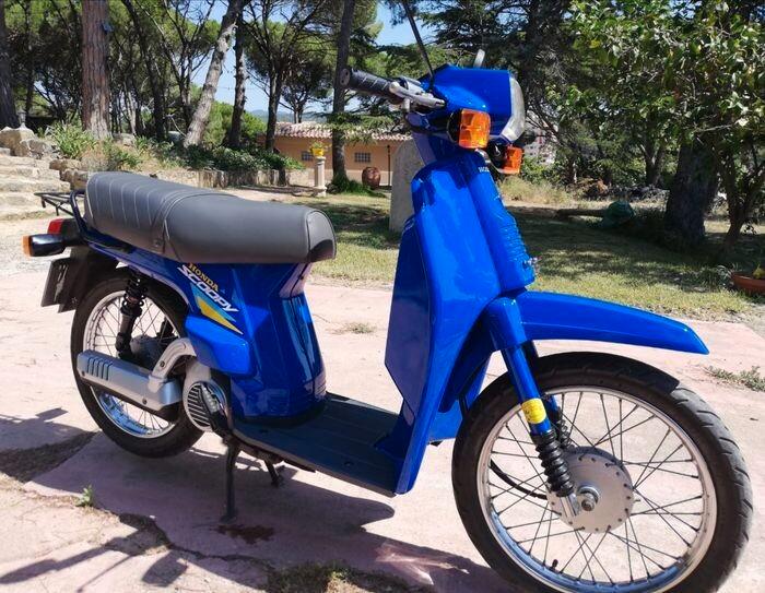 Gezocht honda scoopy sh50 frame, Fietsen en Brommers, Brommers | Honda, Zo goed als nieuw, Overige modellen, Ophalen