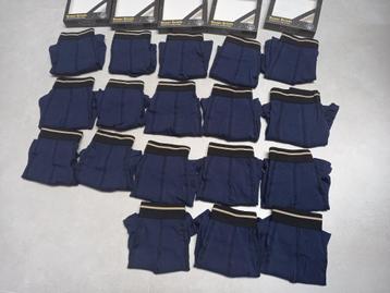 Nieuw! 18 Onderbroeken boxers donkerblauw maat S beschikbaar voor biedingen