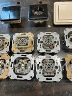 Jung en Gira schakelmateriaal, Doe-het-zelf en Verbouw, Elektra en Kabels, Ophalen of Verzenden, Gebruikt, Stopcontact