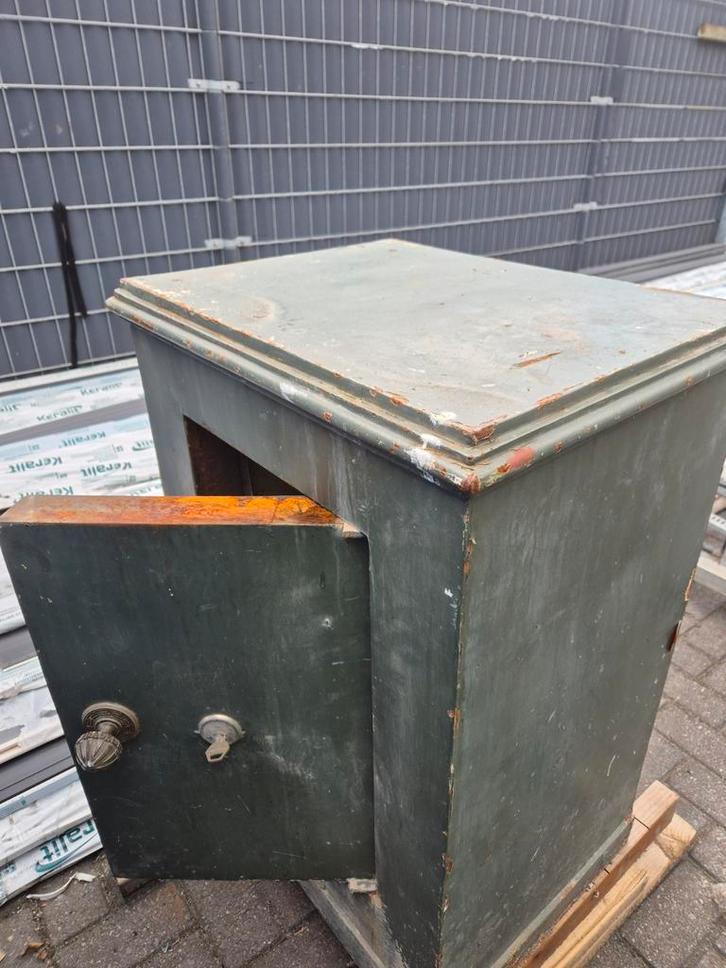 Vintage Stalen Kluis, Antiek en Kunst, Antiek | Meubels | Kasten, Ophalen of Verzenden