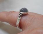 Zilveren Pandora ring met grijze maansteen maat 18 nr.195, Verzenden, Zo goed als nieuw, 17 tot 18, Dame