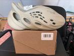Yeezy foam runner stone salt 40 2/3, Kleding | Heren, Schoenen, Ophalen of Verzenden, Nieuw, Overige kleuren