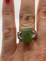V300 Prachtige zilveren ring groene steen maat 17,5, Sieraden, Tassen en Uiterlijk, Ringen, Ophalen of Verzenden, X, Met edelsteen