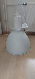 Mooie witte industriële hanglamp, in nieuwstaat., Huis en Inrichting, Lampen | Plafondlampen, Ophalen of Verzenden, Zo goed als nieuw