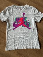 t-shirt Nike Jordan mt 140-152 (M), Jongen of Meisje, Ophalen of Verzenden, Zo goed als nieuw, Shirt of Longsleeve