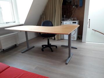 Ergonomisch bureau, in hoogte in te stellen