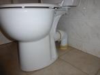 verhoogd toilet, Doe-het-zelf en Verbouw, Sanitair, Ophalen, Gebruikt, Steen, Toilet
