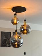 Hanglamp met 3 glazen bollen, Huis en Inrichting, Lampen | Hanglampen, Ophalen, Zo goed als nieuw, Glas, 50 tot 75 cm