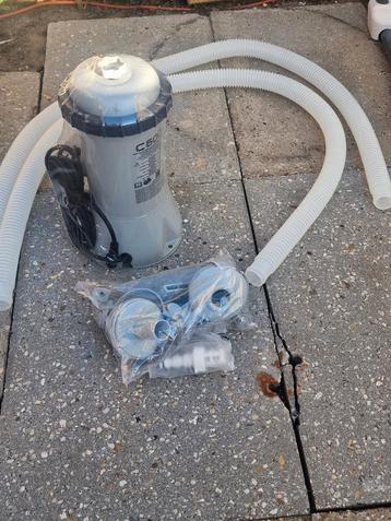 C600 Filterpomp voor zwembad – 12V beschikbaar voor biedingen