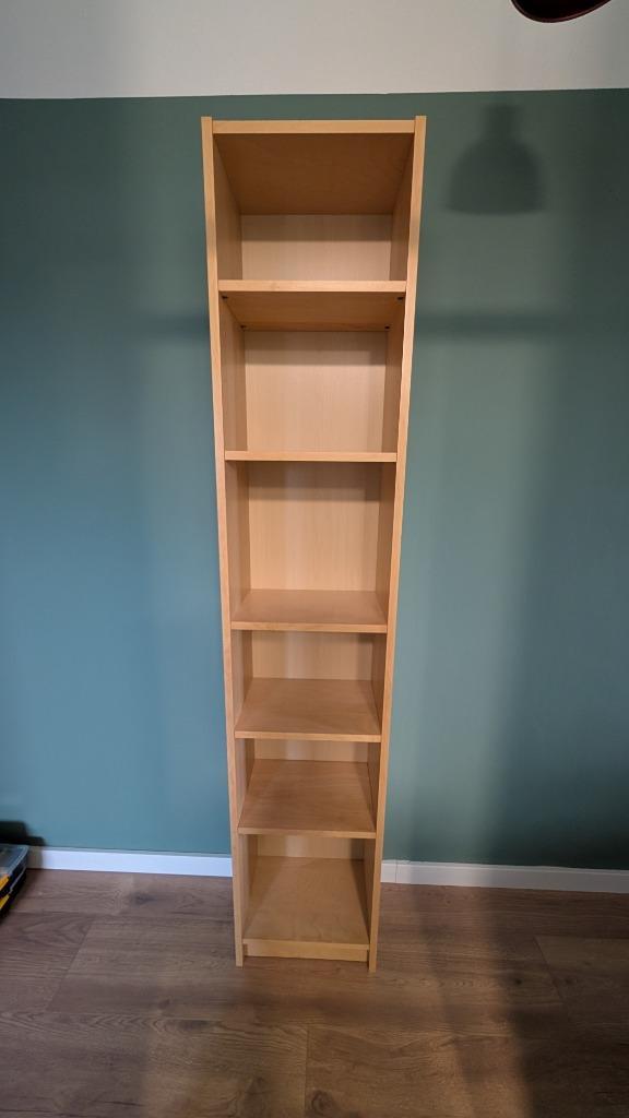 Billy kast (Ikea) vanwege overcompleet, Huis en Inrichting, Kasten | Boekenkasten, Zo goed als nieuw, Minder dan 50 cm, 200 cm of meer